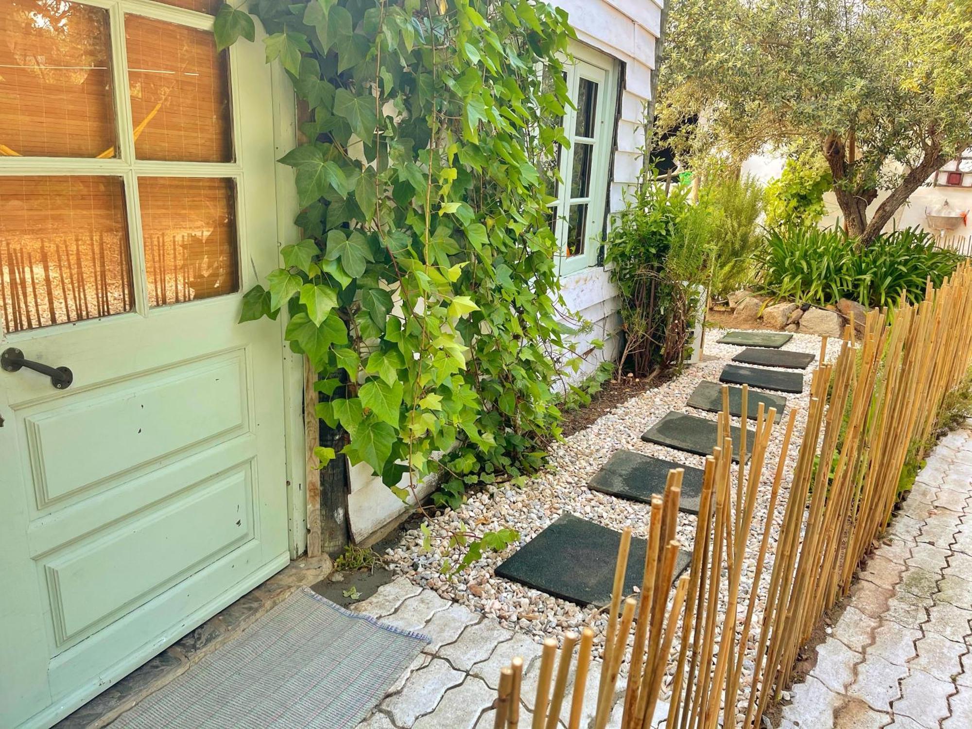 Отель Casa Rico Frade Garden Sao Pedro do Corval Номер фото